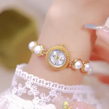 2024 Retro perlų apyrankė Mažas ciferblatas Auksinis sidabrinis kvarcinis moteriškas laikrodis Prabangus kalnų krištolas vandeniui atsparus ir elegantiškas moteriškas laikrodis FA18