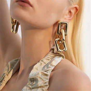2024 Vintažinė metalinė auksinė grandinėlė didelė moterims perdėta INS elegantiška auskarų papuošalų vakarėlio dovana