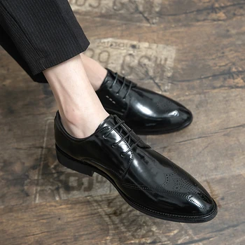 Dizainerio prekės ženklo juodi odiniai batai vyrams Patentuotos odos suknelių batų verslas Laisvalaikio Oksfordo 