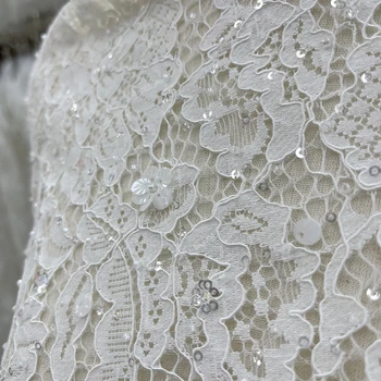 Nauji blizgučiai Karoliukai Prancūziški nėrinių siuvinėjimai Aukščiausios klasės vestuvių vakaro nėrinių audinys Individualios moteriškos suknelės