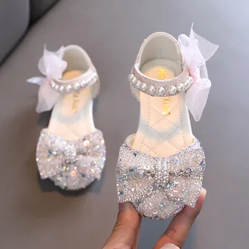 Nauji mergaičių vestuviniai batai Bling Princess sandalai Kalnų krištolas Kulkšnis Dirželis Performance Batai Vaikų butai Marlės blizgučiai Šokių bateliai 280R