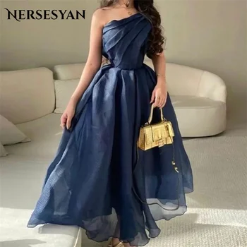 Nersesyan Modern Navy Blue One Shoulder Homecoming Party Dresses Tulle Pleats Oficialūs vakariniai chalatai A Line Draped 2023 Prom Gown