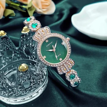 Prabangūs moteriški laikrodžiai Green Quartz rankiniai laikrodžiai Rhinestone Watches Reloj Para Mujer Ladies Clock Gift Часы Женские Наручные 시계