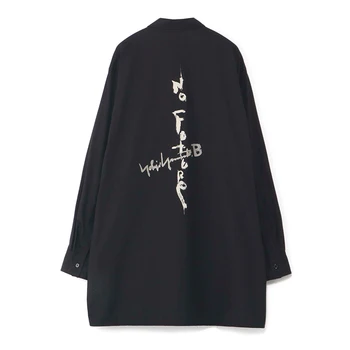 Yohji Yamamoto marškiniai Mada Juodas stilius Dizainas Vyriški viršutiniai paltai Yamamoto Nėra ateities spausdintos tendencijos Tamsaus stiliaus poros marškiniai